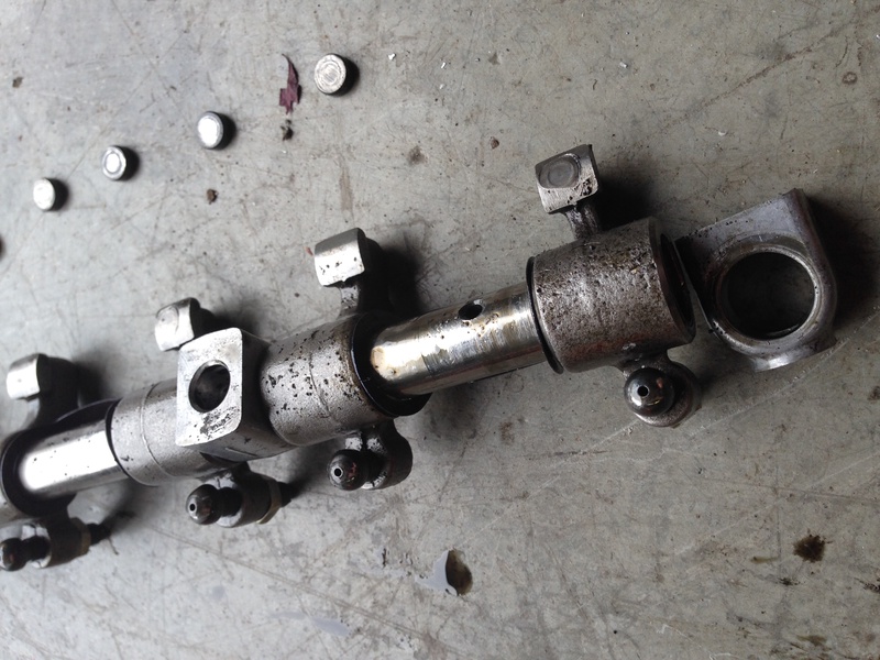 rocker-arm-damage_15651417759_o