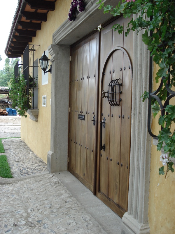 central-american-style-door_447762769_o