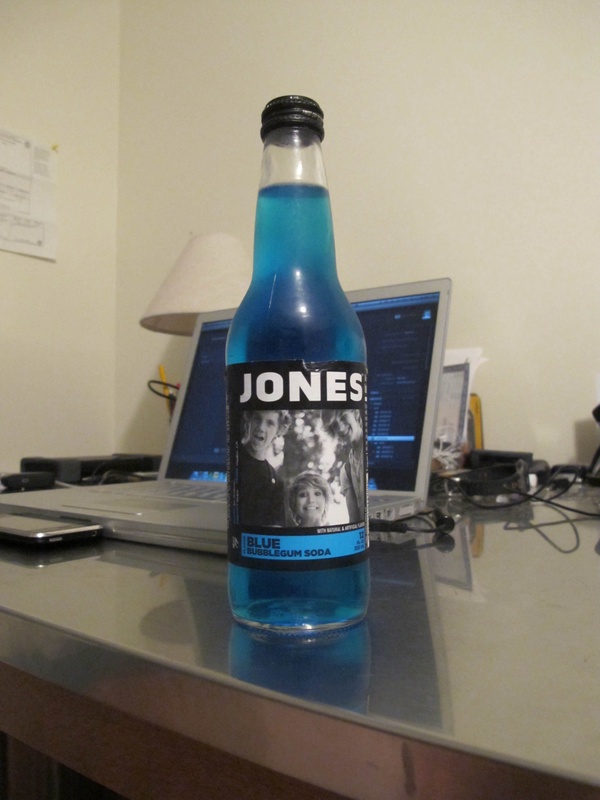 blue-bubblegum-soda-nice-and-cold_4842996032_o