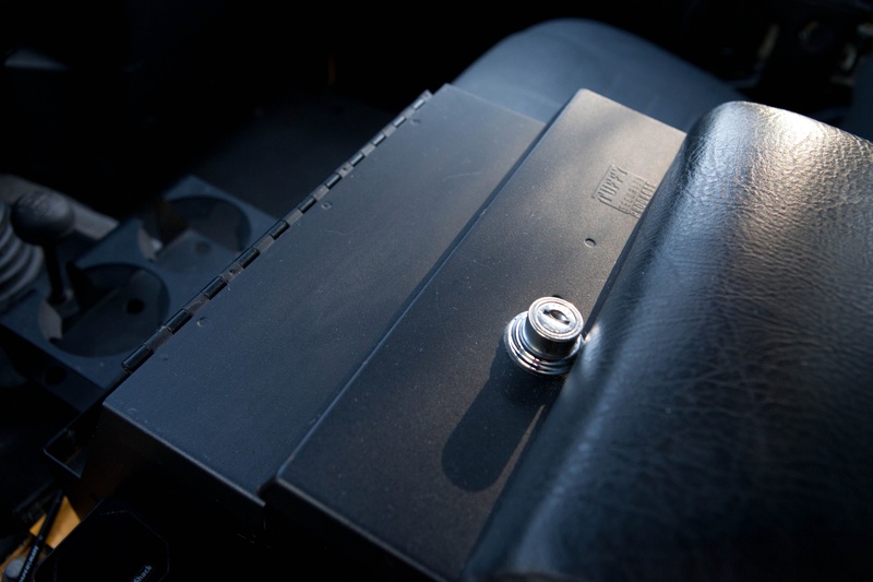 radio-enclosed-in-tuffy-console_4911847464_o