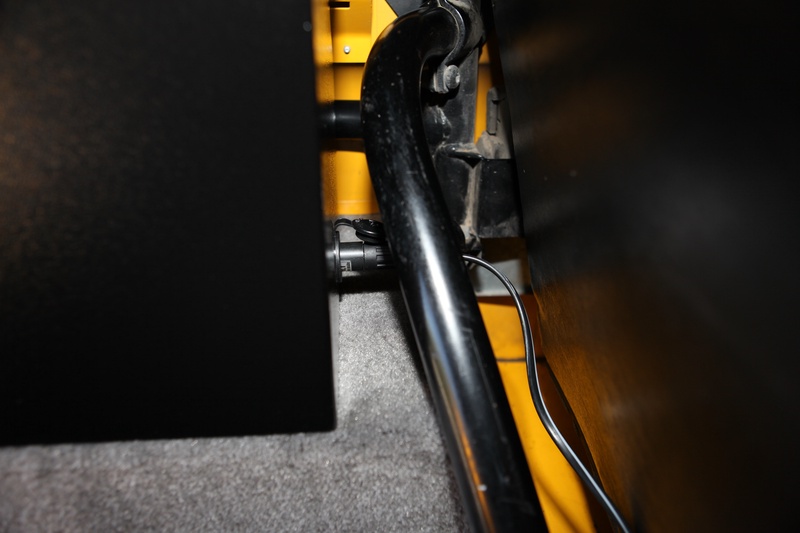 engel-fridge-power-jack_5047553373_o