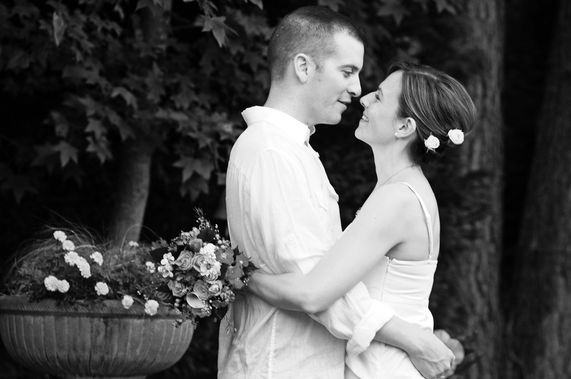 chris-and-rachel-195bw_3764220781_o