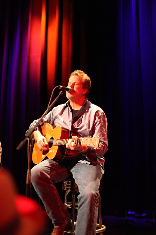 robert-earl-keen---blue-note-columbia-mo-07-nov-2009_4084555923_o