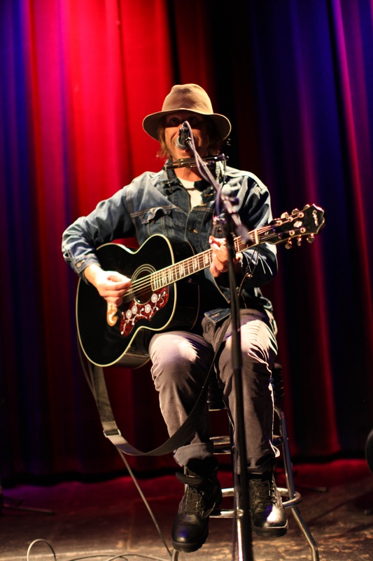 todd-snider---blue-note-columbia-mo-07-nov-2009_4085324102_o