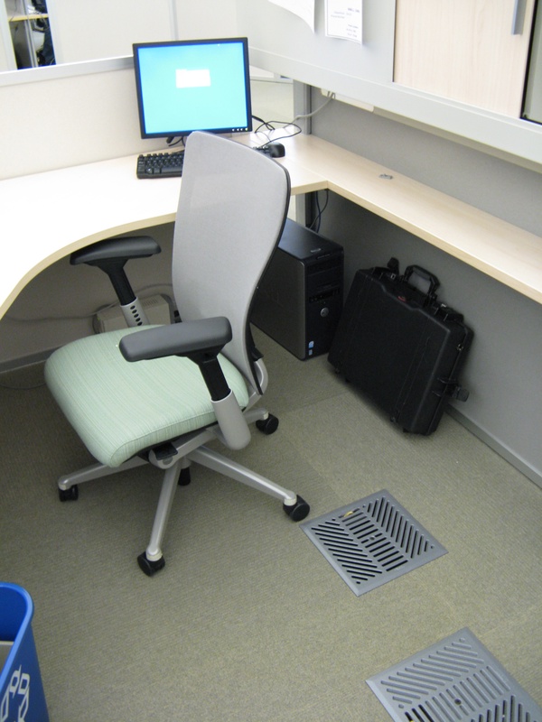 spiffy-new-chair_2486706920_o