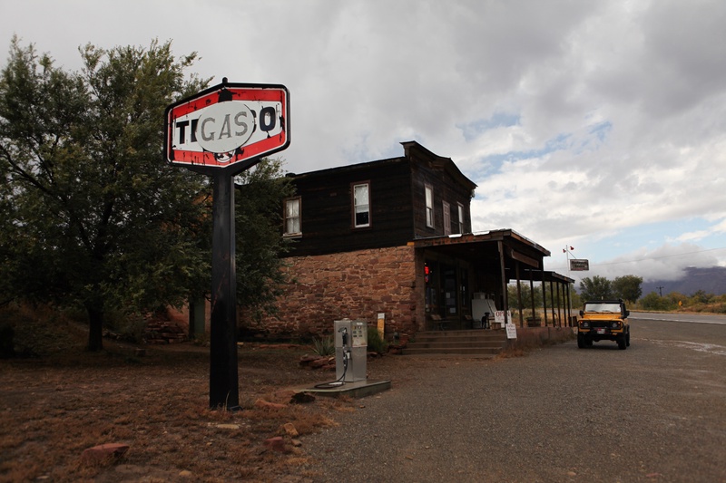 bedrock-store_5114471437_o