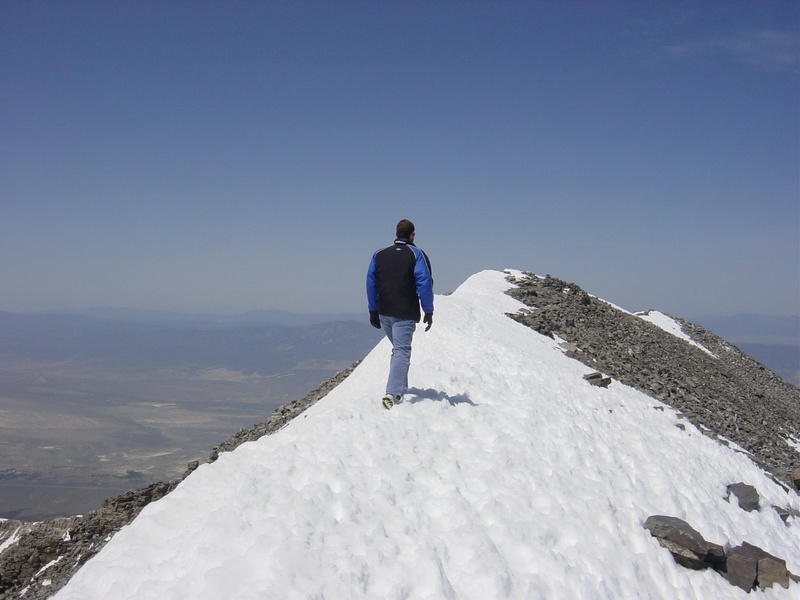 brendan-walking-to-the-proper-summit_520815763_o